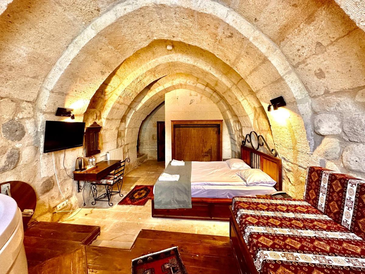 Harkasos Cave Hotel ウルギュップ エクステリア 写真