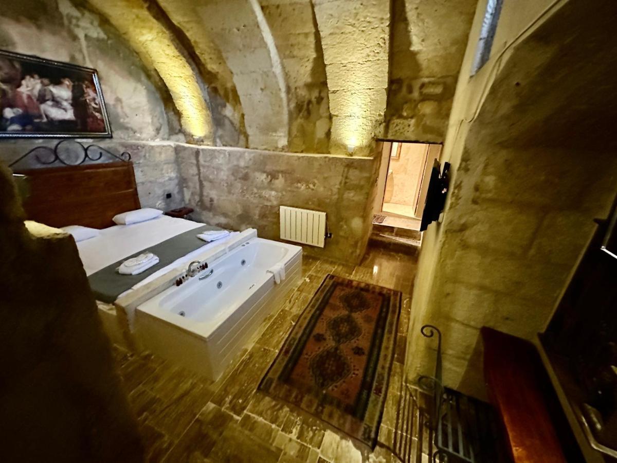 Harkasos Cave Hotel ウルギュップ エクステリア 写真